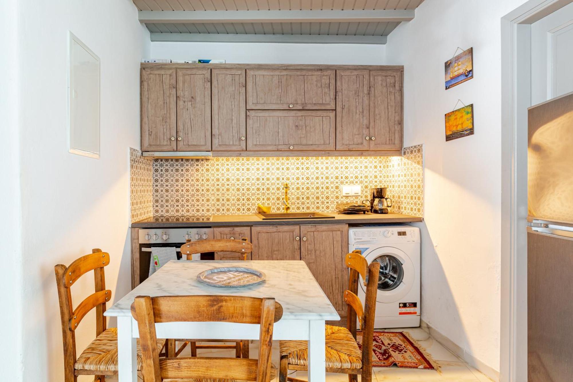 Elenitas Beach House In Ornos Luaran gambar
