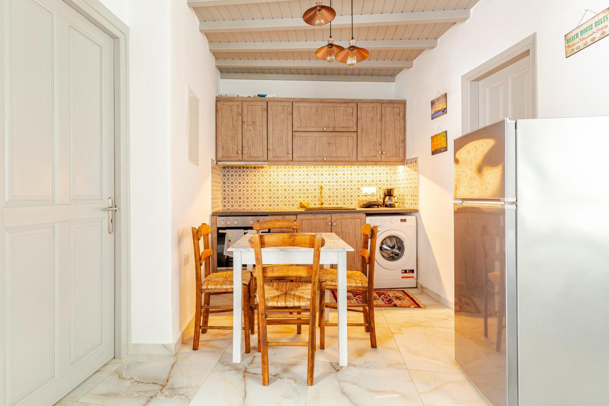 Elenitas Beach House In Ornos Luaran gambar